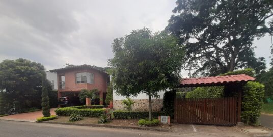 Casa campestre en venta condominio de Guaduales de las Mercedes