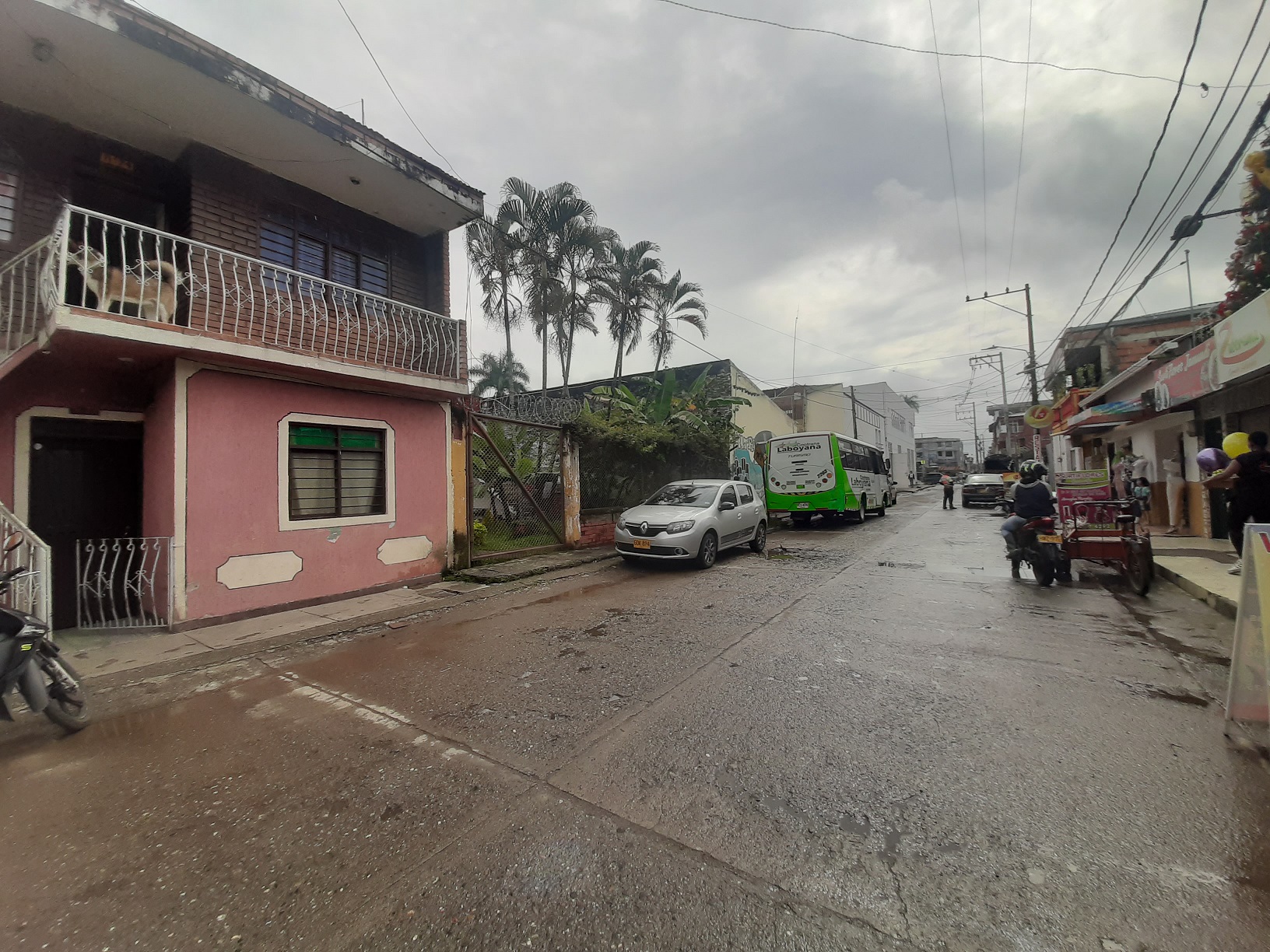 Casa en venta central en Jamundi barrio Juan de Ampudia