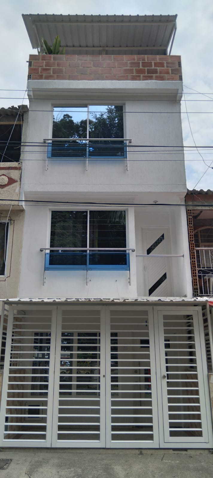 Casa remodelada en venta barrio sachamate Jamundi